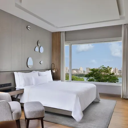 The Westin Mumbai Powai Lake Exterior photo